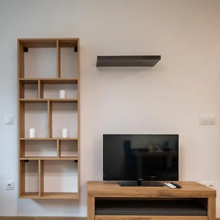 Modern And Cozy 1bdr In The Center *