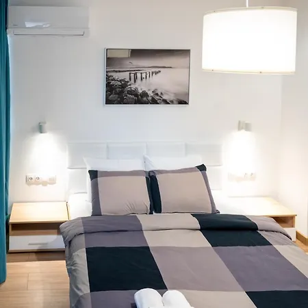 Modern And Cozy 1bdr In The Center *