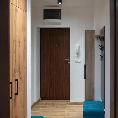 Modern And Cozy 1bdr In The Center Sofia